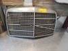 Gebruikte Grille Mercedes 200 - 500 O71395