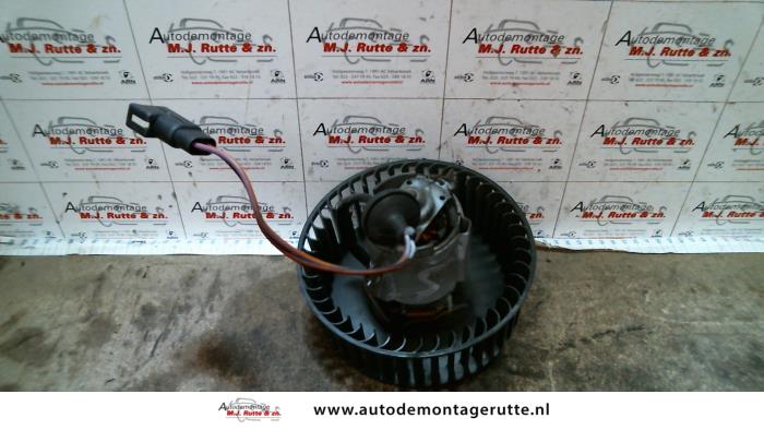 Gebruikte Kachel Ventilatiemotor Ford Fiesta O129583