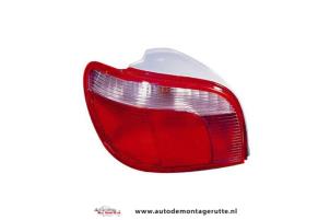 O94217 Nieuwe achterlicht links Toyota Yaris