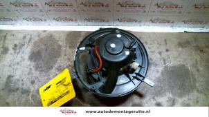 O130023 Gebruikte kachel ventilatiemotor Skoda Octavia