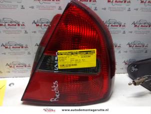 O95747 Gebruikte achterlicht rechts Mitsubishi Carisma