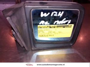 O86599 Gebruikte spiegel buiten rechts Mercedes 200 - 500