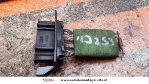 O130798 Gebruikte kachel weerstand Volkswagen LT