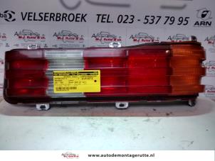 O94503 Gebruikte achterlicht rechts Mercedes 200 - 500