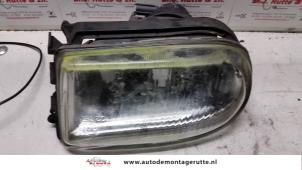 O75245 Gebruikte mistlamp rechts-voor Renault Espace