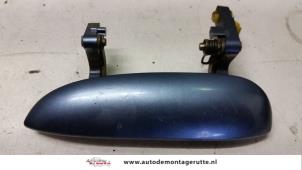 O80249 Gebruikte deurgreep 4deurs links-voor Kia Rio