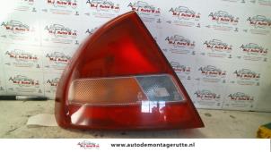 O93882 Gebruikte achterlicht links Mitsubishi Lancer