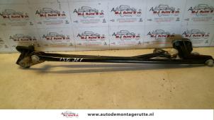 O118244 Gebruikte ruitenwis mechaniek Kia Rio
