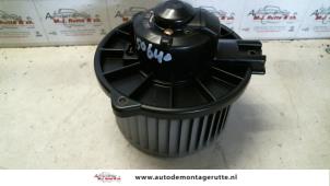 O130487 Gebruikte kachel ventilatiemotor Toyota Yaris