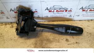 O103775 Gebruikte ruitenwis schakelaar Mitsubishi Space Runner