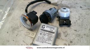O114387 Gebruikte kontaktslot+sleutel Mitsubishi Space Runner