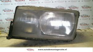 O71859 Gebruikte koplamp links Mercedes E-Klasse