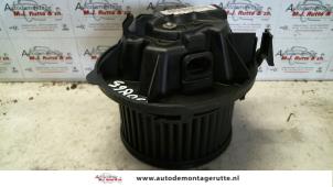 O130147 Gebruikte chaufage ventilatiemotor Citroen C5