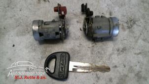 O81976 Gebruikte cilinderslot portier rechts Suzuki Alto