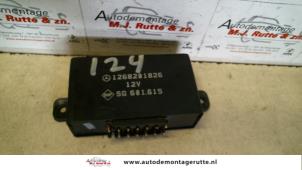 O105092 Gebruikte relais Mercedes 260SE-600SEL