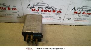 O105078 Gebruikte relais Mercedes 260SE-600SEL