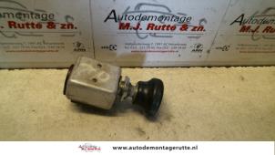 O76987 Gebruikte schakelaar Mercedes 280SL-500SLC
