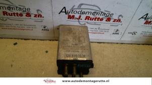 O105097 Gebruikte relais Mercedes 260SE-600SEL