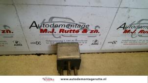 O104981 Gebruikte relais Mercedes 190E/D