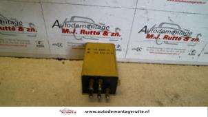 O105099 Gebruikte relais Mercedes 260SE-600SEL