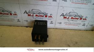 O105102 Gebruikte relais Mercedes 260SE-600SEL