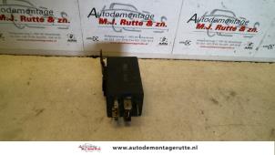 O105104 Gebruikte relais Mercedes 260SE-600SEL