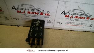 O105080 Gebruikte relais Mercedes 260SE-600SEL