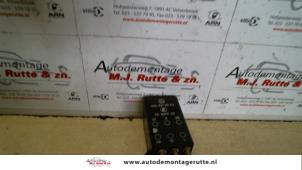 O105084 Gebruikte relais Mercedes 260SE-600SEL