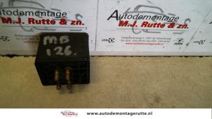 O105116 Gebruikte relais Mercedes 280SL-500SLC
