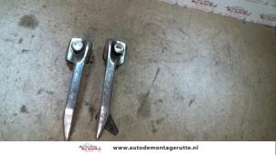 O80935 Gebruikte deurgreep 4deurs rechts-voor Mercedes 200 - 500