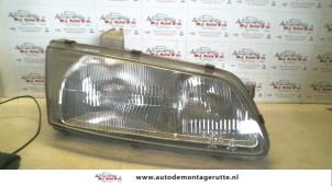 O73818 Gebruikte rechter koplamp Hyundai H200