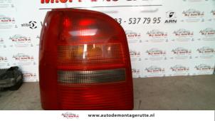 O92526 Gebruikte achterlicht links Audi A4