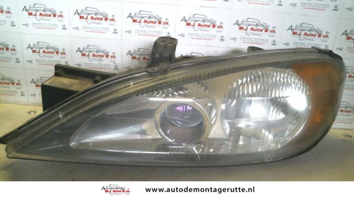 Gebruikte Linker Koplamp Nissan Primera O72405