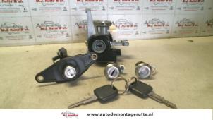 O82291 Gebruikte set cilindersloten (compleet) Suzuki Ignis