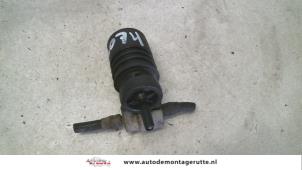 O115160 Gebruikte ruitensproeierpomp voor Opel Zafira