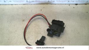 O131224 Gebruikte kachel weerstand Renault Clio