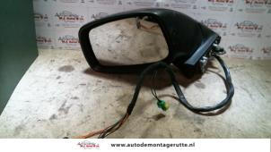 O84981 Gebruikte buitenspiegel links Lancia Phedra