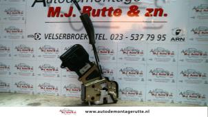 O83958 Gebruikte portierslot mechaniek 4deurs rechts-achter Mazda 6.