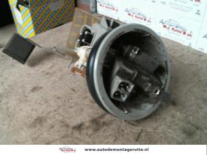 O120376 Gebruikte tank element pomp BMW 3-Serie