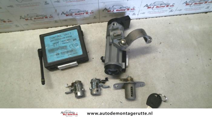 Set Cilindersloten (compleet) van een Daewoo Matiz 1.0 2005