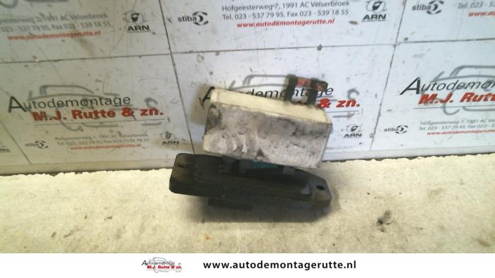 Gebruikte Kachel Weerstand Mitsubishi Space Star O131316