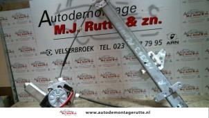 O78770 Gebruikte raammechaniek 2deurs rechts-voor Nissan Almera