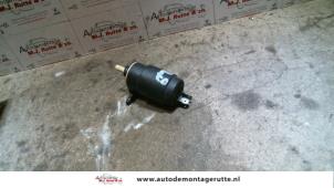 O115248 Gebruikte ruitensproeierpomp voor Fiat Punto