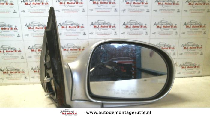 Gebruikte Spiegel Buiten rechts Kia Carnival O87365