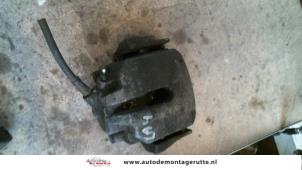 O112038 Gebruikte remklauw (tang) rechts-voor BMW 5-Serie