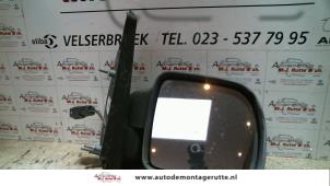 Gebruikte Spiegel Buiten rechts Renault Kangoo (KC) 1.4 Prijs op aanvraag aangeboden door Autodemontage M.J. Rutte B.V.