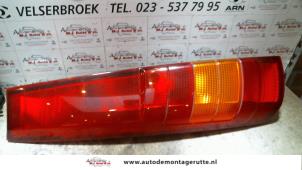 O93920 Gebruikte achterlicht links Mitsubishi Space Runner