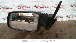 O85260 Gebruikte spiegel buiten links Peugeot 205