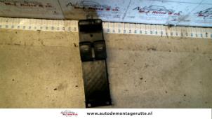 O108696 Gebruikte combischakelaar ramen Volkswagen Passat