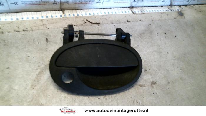 Gebruikte Deurgreep 2Deurs rechts Opel Corsa O80551